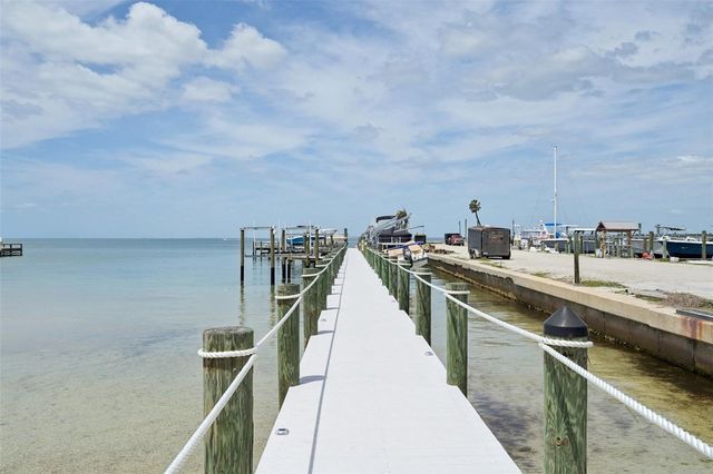 2204 89TH STREET NW, Bradenton, FL 34209