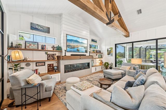 2204 89TH STREET NW, Bradenton, FL 34209