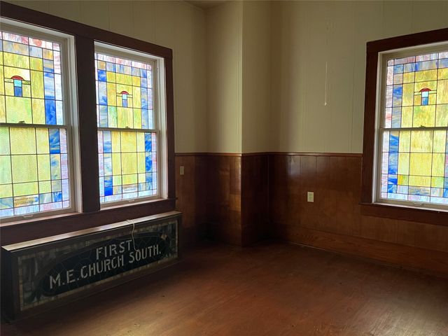 102 E Main Street, Cumby, TX 75433