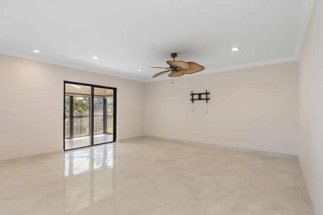 21851 ARRIBA REAL L, Boca Raton, FL 33433