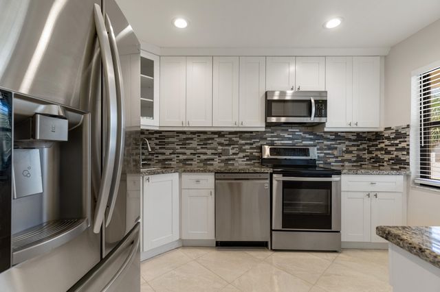 21851 ARRIBA REAL L, Boca Raton, FL 33433