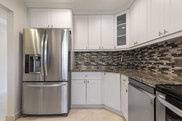 21851 ARRIBA REAL L, Boca Raton, FL 33433