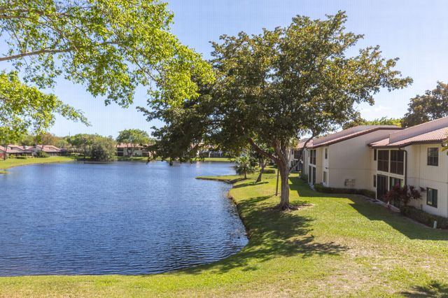 21851 ARRIBA REAL L, Boca Raton, FL 33433