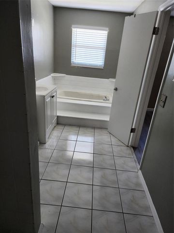 2619 NW 47th Lane, Lauderdale Lakes, FL 33313