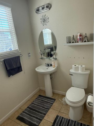 2237 Jane Ellen Dr, Stockton, CA 95212