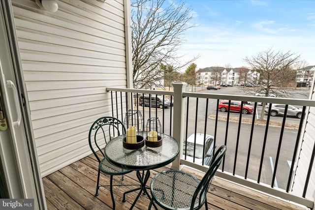 1125 WATERFORD DR, Edison, NJ 08817