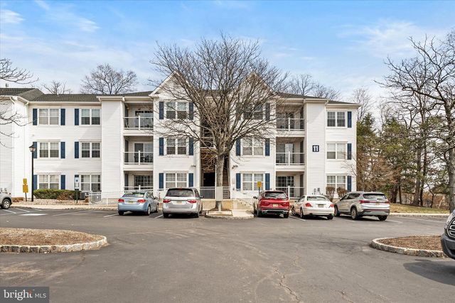 1125 WATERFORD DR, Edison, NJ 08817