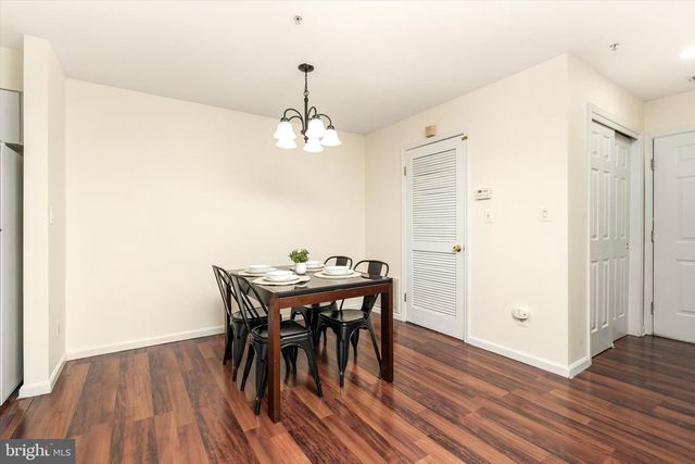 1125 WATERFORD DR, Edison, NJ 08817