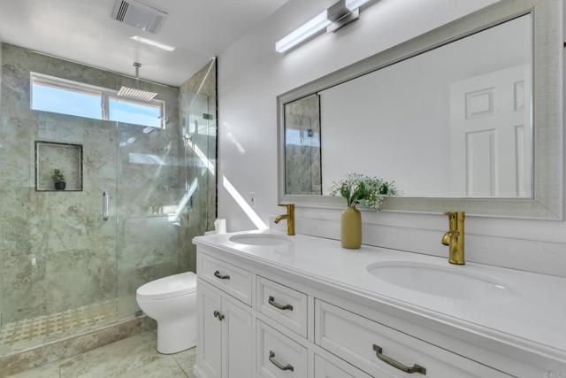 13740 Gateway View Dr, El Cajon, CA 92021