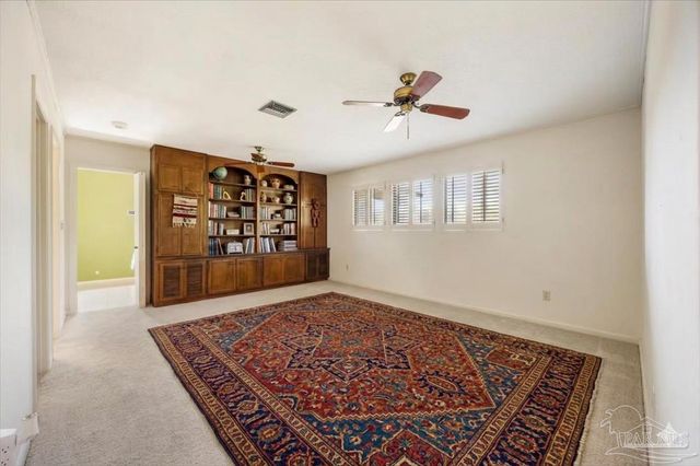 8871 Scenic Hills Dr, Pensacola, FL 32514