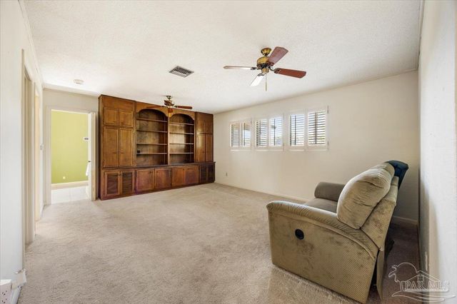 8871 Scenic Hills Dr, Pensacola, FL 32514