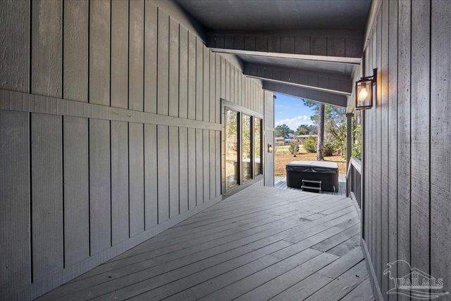 8871 Scenic Hills Dr, Pensacola, FL 32514