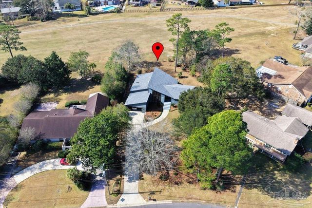8871 Scenic Hills Dr, Pensacola, FL 32514