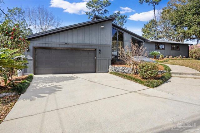 8871 Scenic Hills Dr, Pensacola, FL 32514