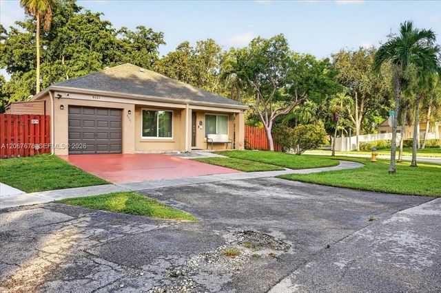 8601 SW 16th Street, Pembroke Pines, FL 33025