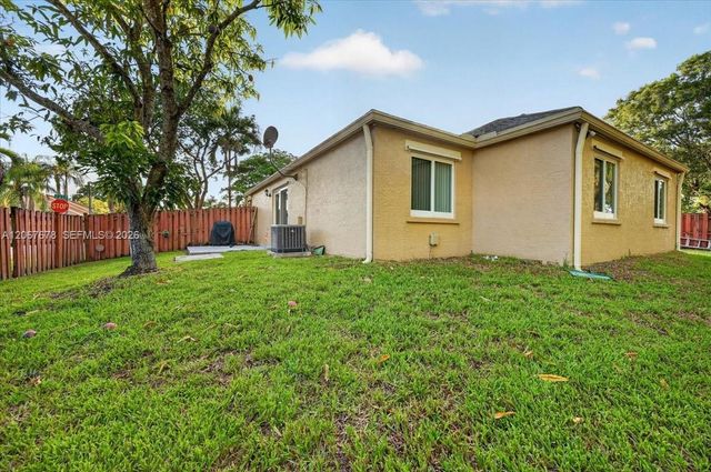 8601 SW 16th Street, Pembroke Pines, FL 33025
