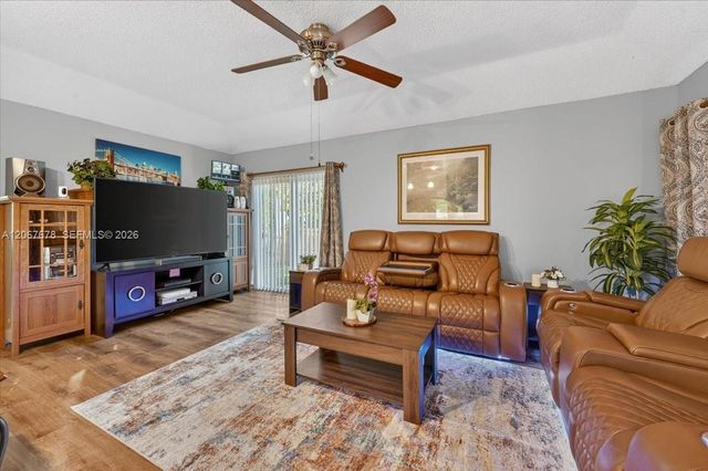 8601 SW 16th Street, Pembroke Pines, FL 33025