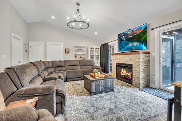 6205 W 177th Avenue, Lowell, IN 46356