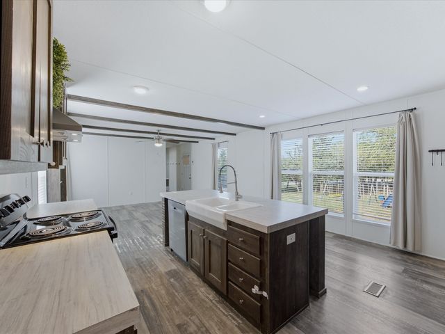 216 Catfish Trail, Bowie, TX 76230