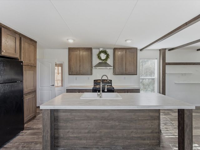 216 Catfish Trail, Bowie, TX 76230