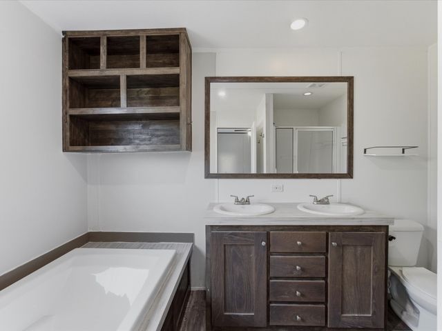 216 Catfish Trail, Bowie, TX 76230