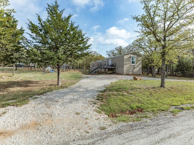 216 Catfish Trail, Bowie, TX 76230