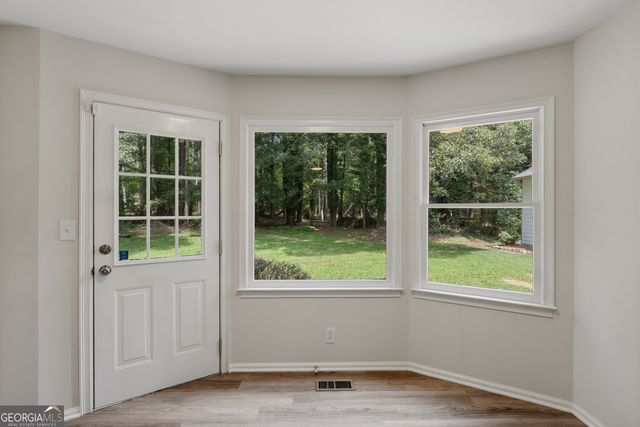 125 Yates Drive, Fayetteville, GA 30214