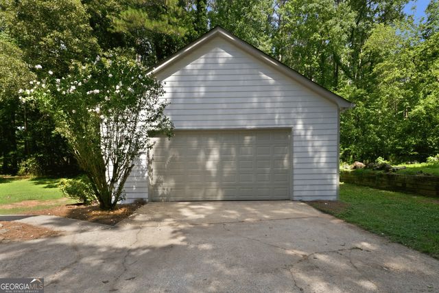 125 Yates Drive, Fayetteville, GA 30214