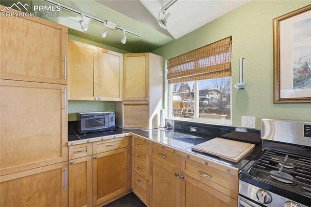 2007 Oriole Avenue, Colorado Springs, CO 80909