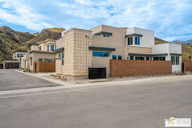 2651 Lavendar Lane, Palm Springs, CA 92264