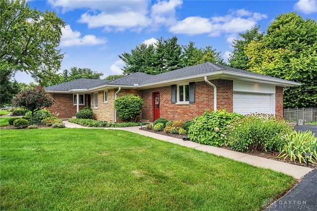 4139 Overland Trail, Kettering, OH 45429