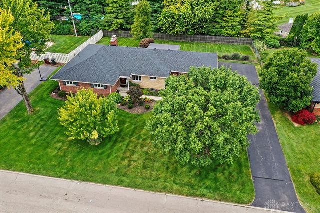 4139 Overland Trail, Kettering, OH 45429