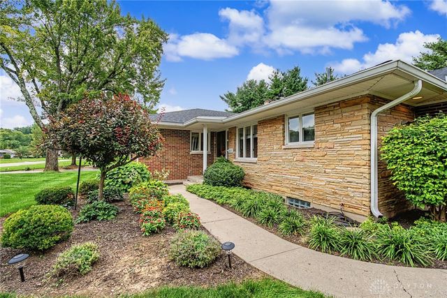 4139 Overland Trail, Kettering, OH 45429