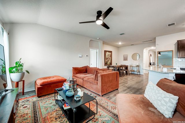 4766 Chalk Flts, San Antonio, TX 78253