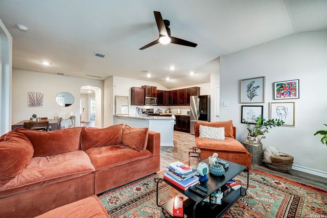 4766 Chalk Flts, San Antonio, TX 78253
