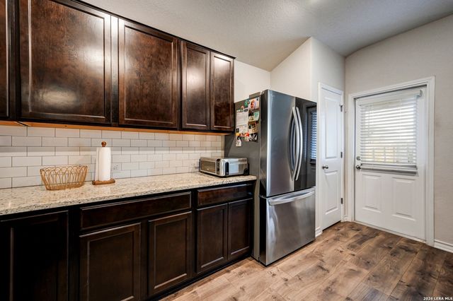 4766 Chalk Flts, San Antonio, TX 78253