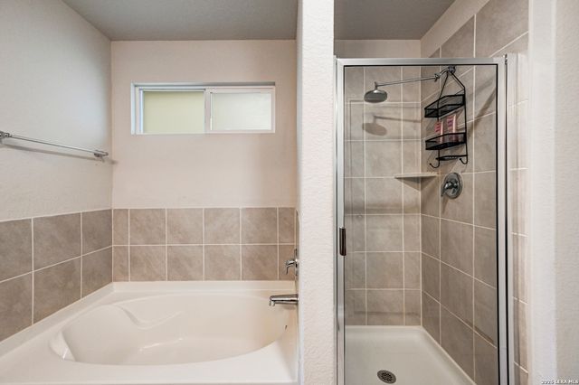 4766 Chalk Flts, San Antonio, TX 78253