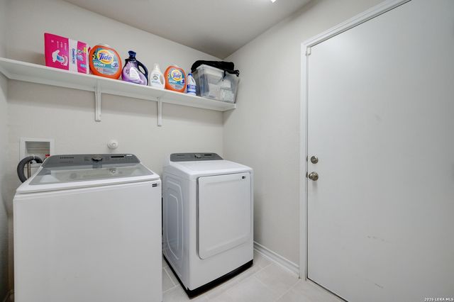 4766 Chalk Flts, San Antonio, TX 78253