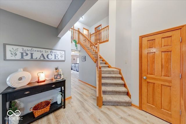 43 Pin Oak Court, Whiteland, IN 46184
