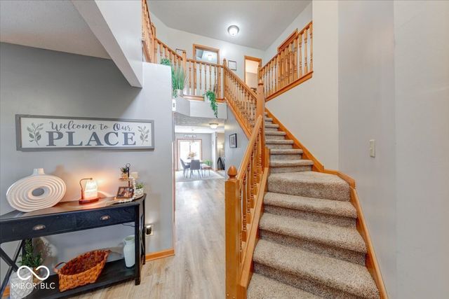 43 Pin Oak Court, Whiteland, IN 46184