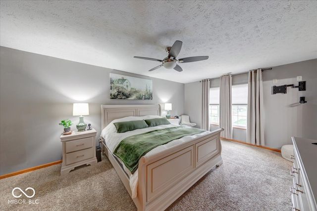 43 Pin Oak Court, Whiteland, IN 46184