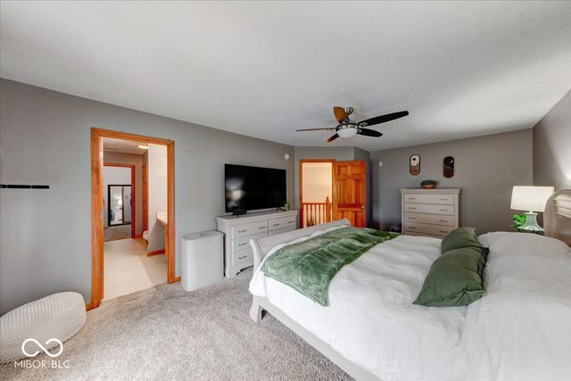 43 Pin Oak Court, Whiteland, IN 46184