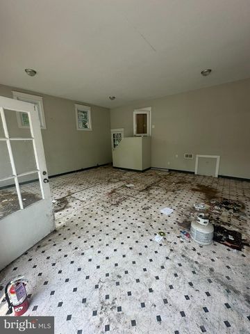 448 SHERIDAN AVE, Paulsboro, NJ 08066