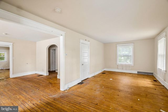 448 SHERIDAN AVE, Paulsboro, NJ 08066