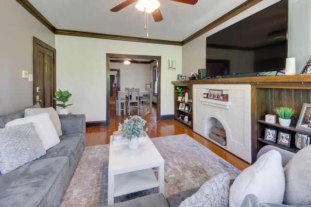 4639 W Montana Street, Chicago, IL 60639
