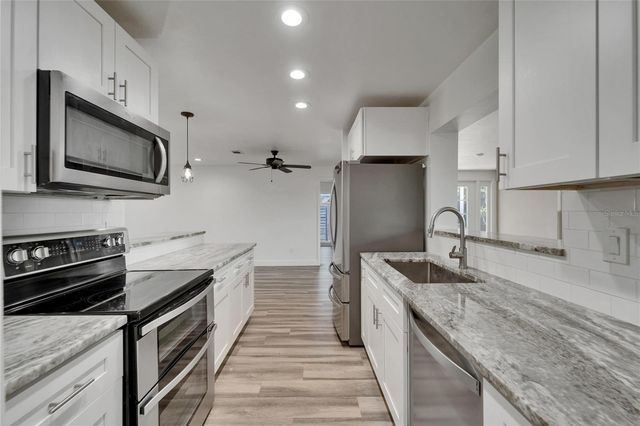 2552 BRAMBLEWOOD DRIVE W, Clearwater, FL 33763