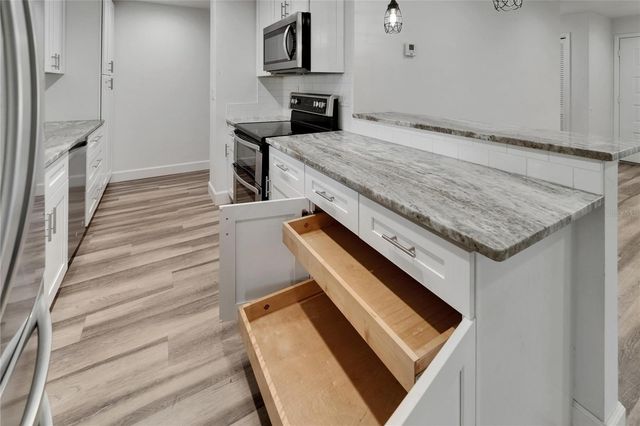 2552 BRAMBLEWOOD DRIVE W, Clearwater, FL 33763