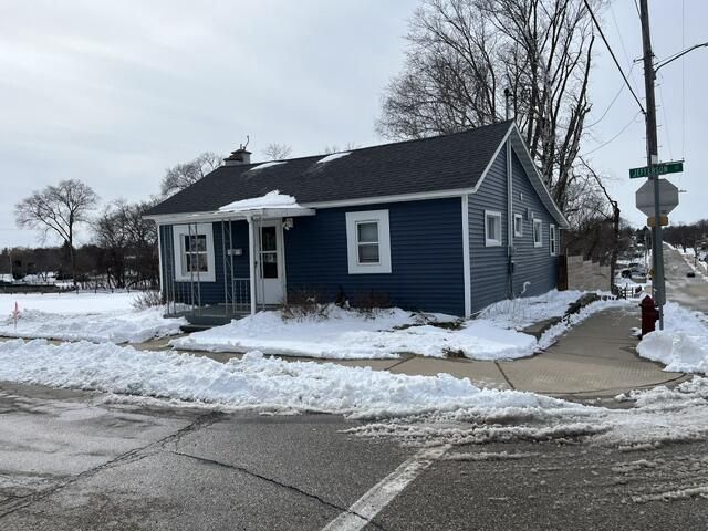 136 N Jefferson STREET, Whitewater, WI 53190