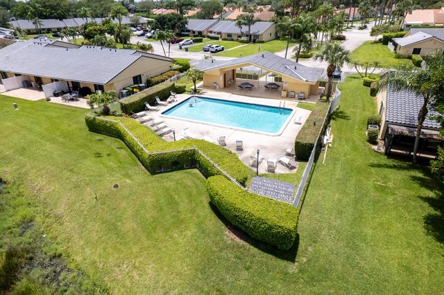 6721 Bridlewood Court, Boca Raton, FL 33433