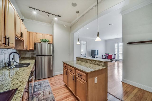 7134 Mapleridge Street 3C, Houston, TX 77081